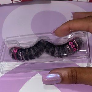 30mm Pink Diamonds with Hearts Mink Eyelashes